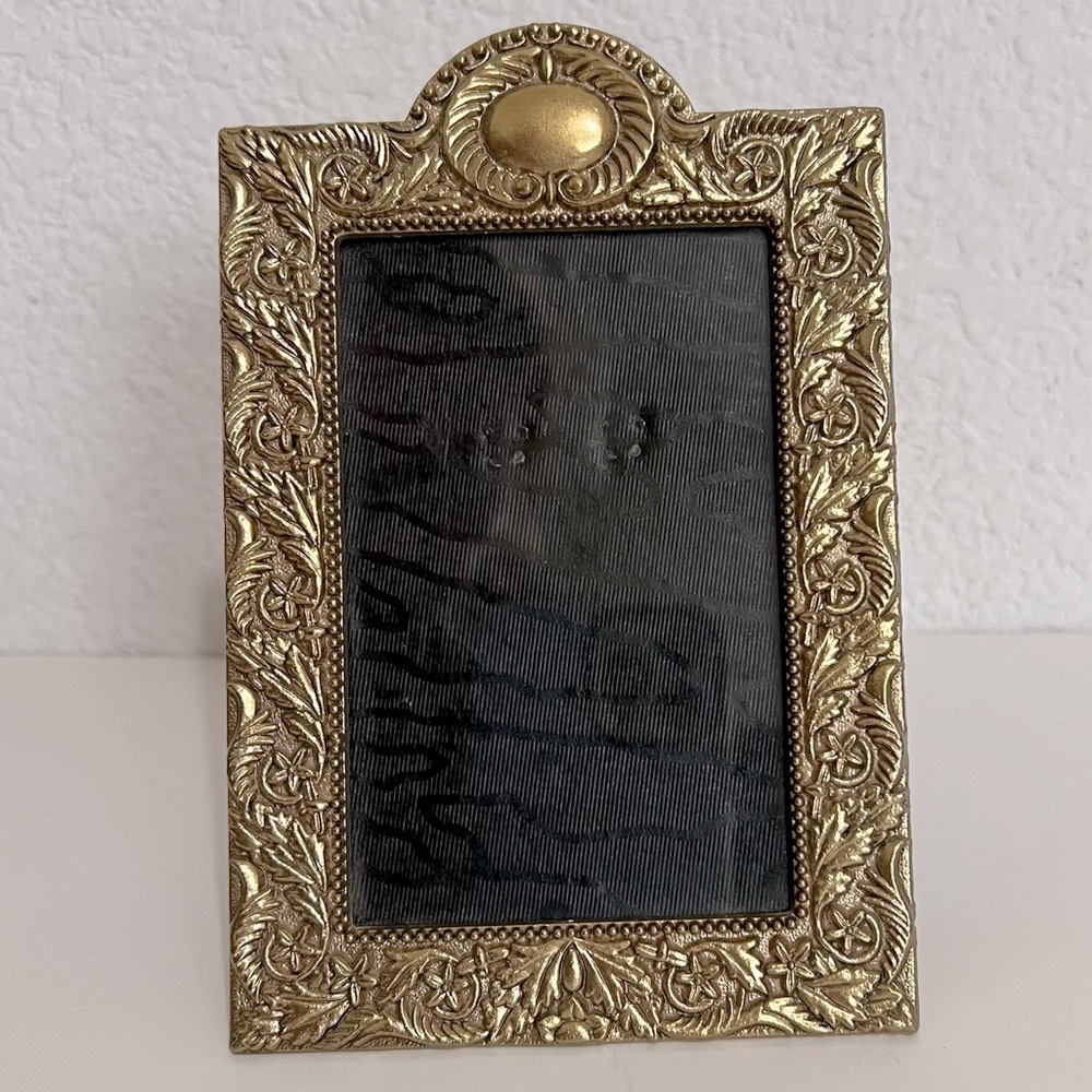 Philip Whitney Brass Filigree Standing Photo Frame Fits 3" x 4" Photos